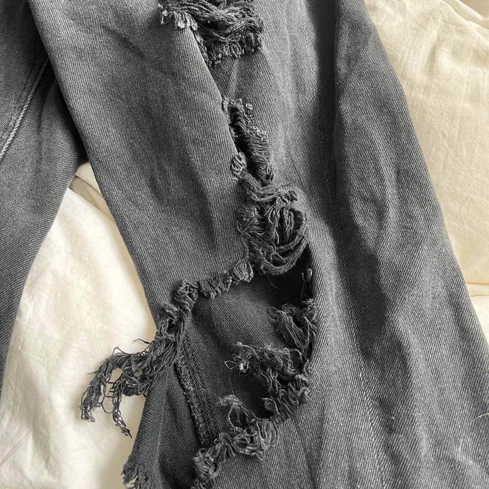 American Eagle Distressed Mom Jeans - Picture 5 of 5